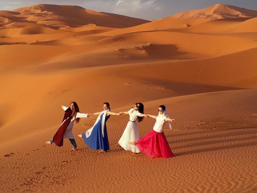 Merzouga Sahara Luxury Camp Екстер'єр фото