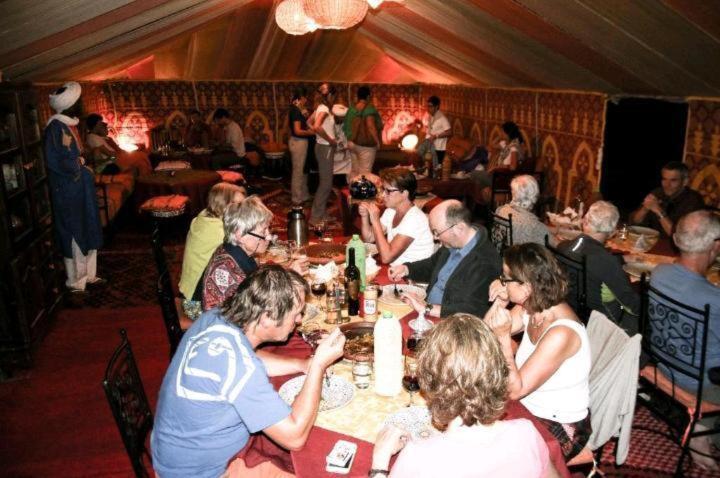 Merzouga Sahara Luxury Camp Екстер'єр фото