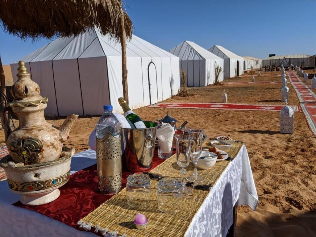 Merzouga Sahara Luxury Camp Екстер'єр фото
