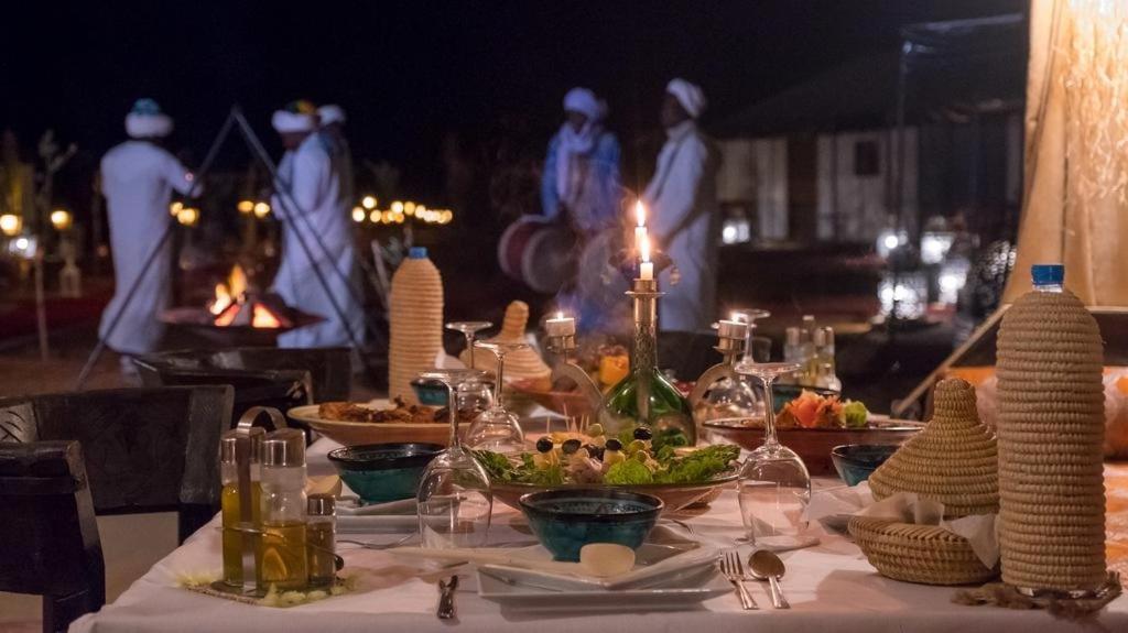 Merzouga Sahara Luxury Camp Екстер'єр фото